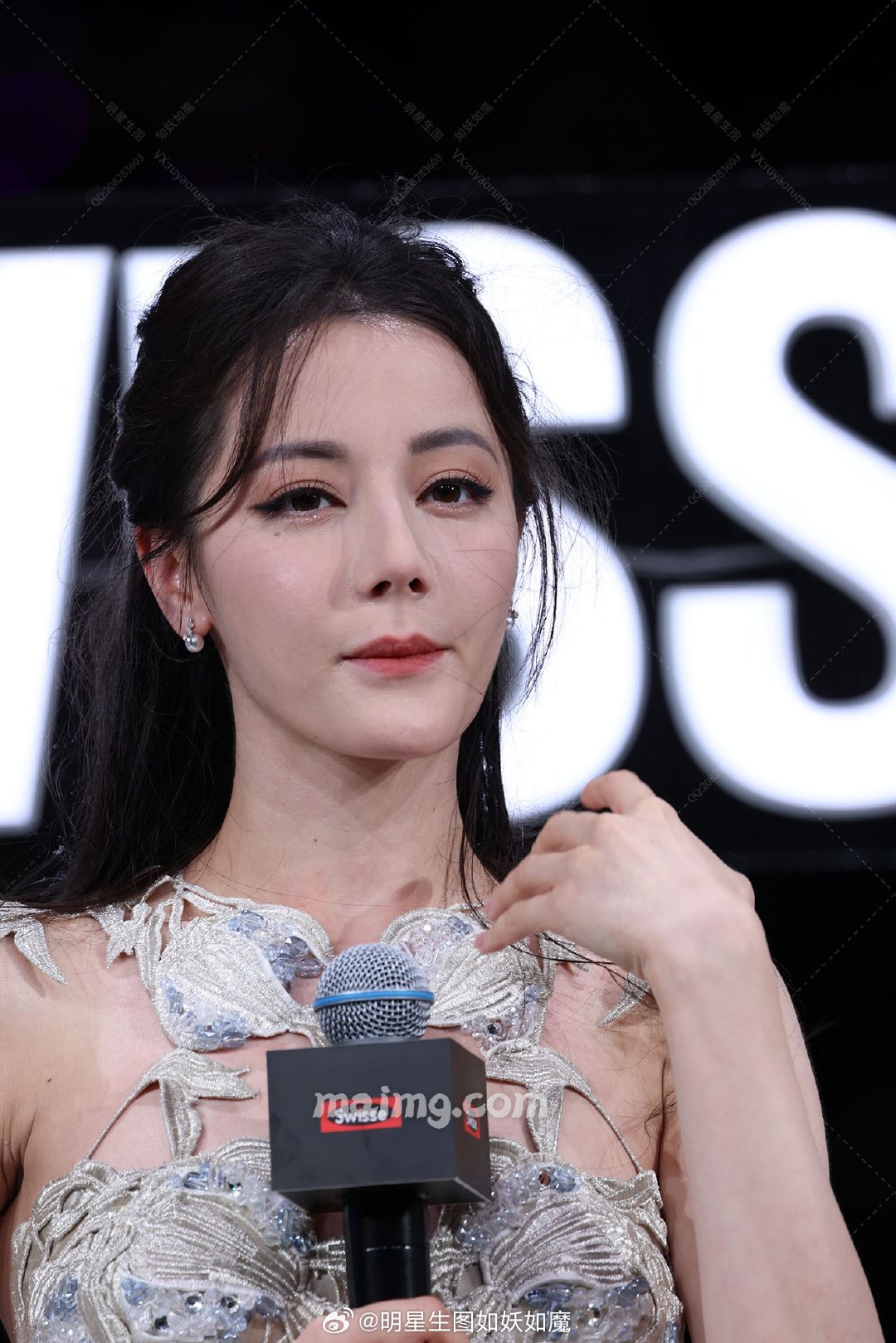 微博:明星生图如妖如魔