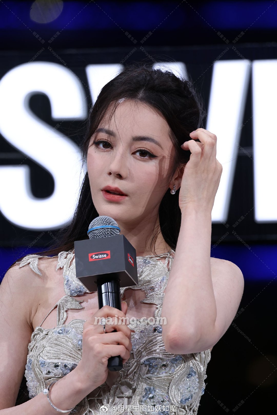 微博:明星生图如妖如魔