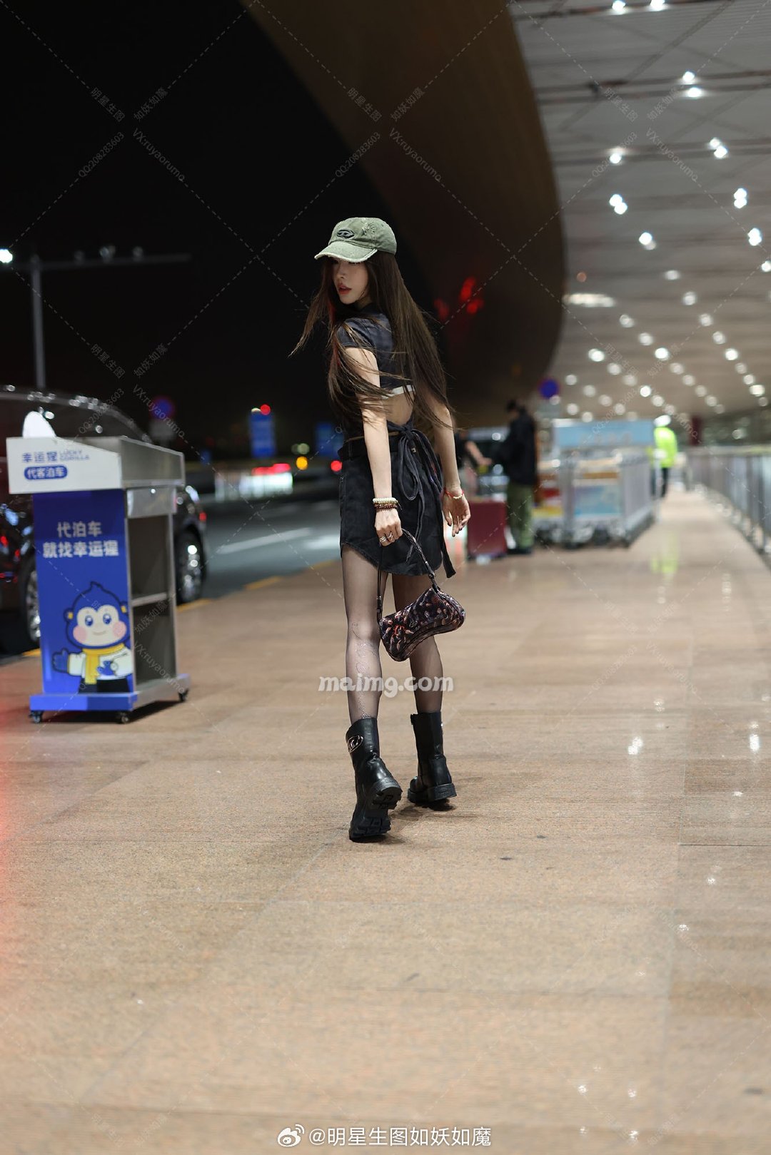 微博:明星生图如妖如魔