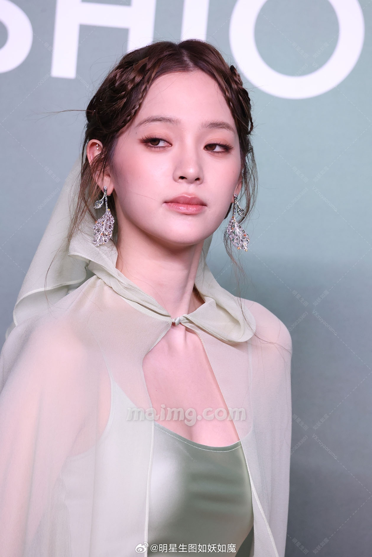 微博:明星生图如妖如魔