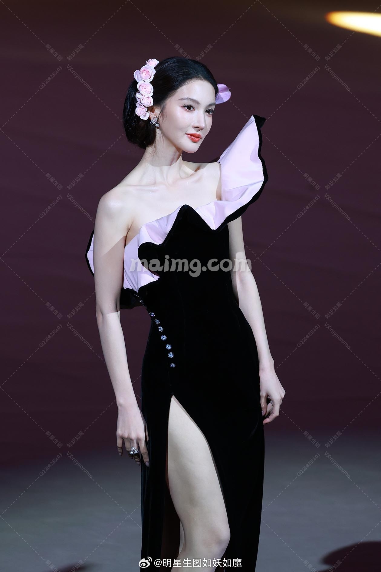 微博:明星生图如妖如魔
