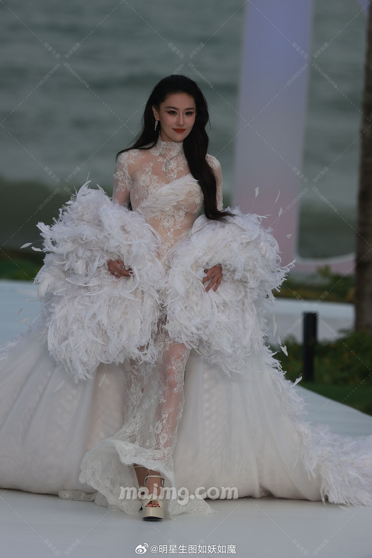 【已出】张馨予 elle红毯  三机位