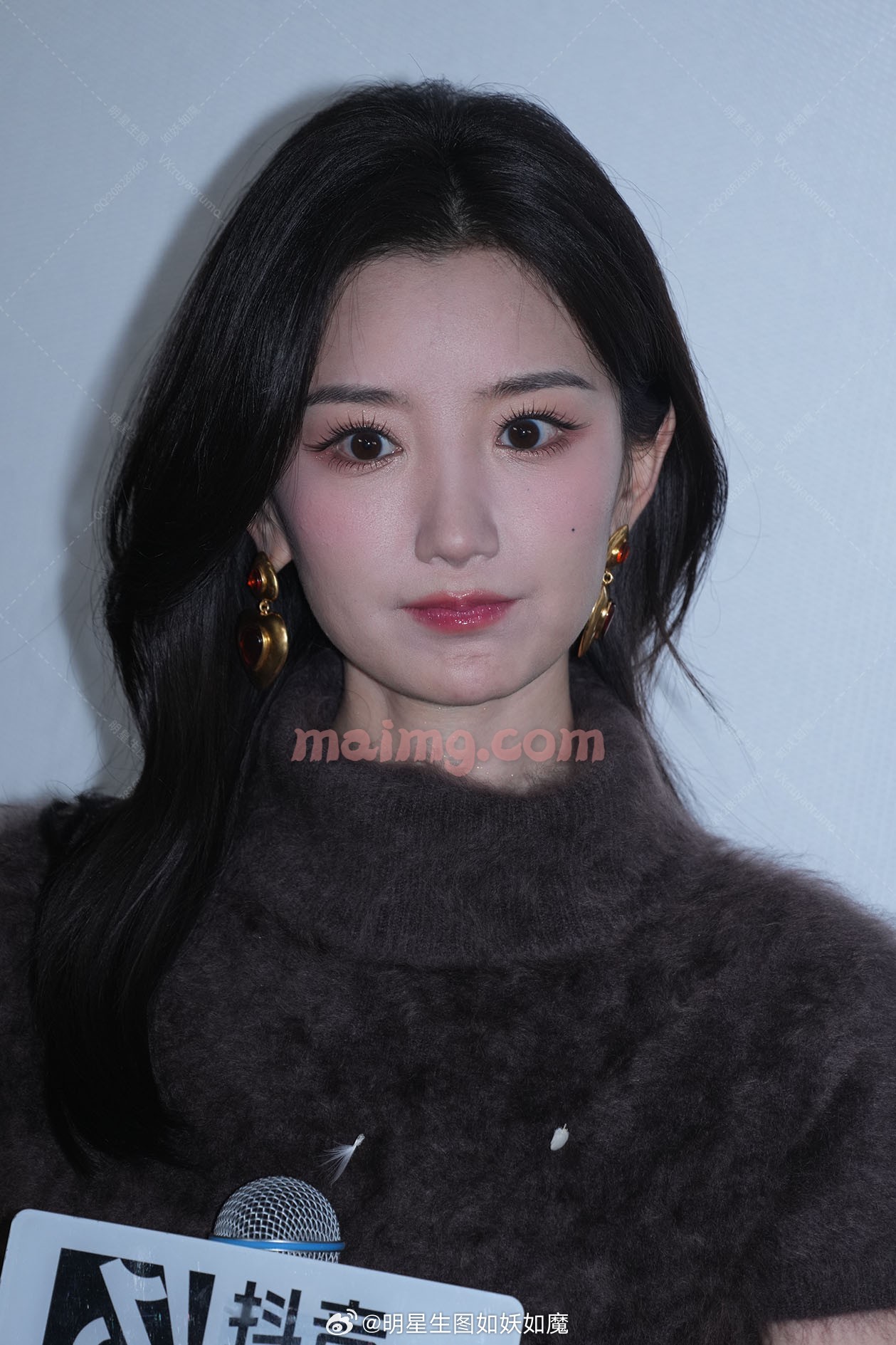 微博:明星生图如妖如魔