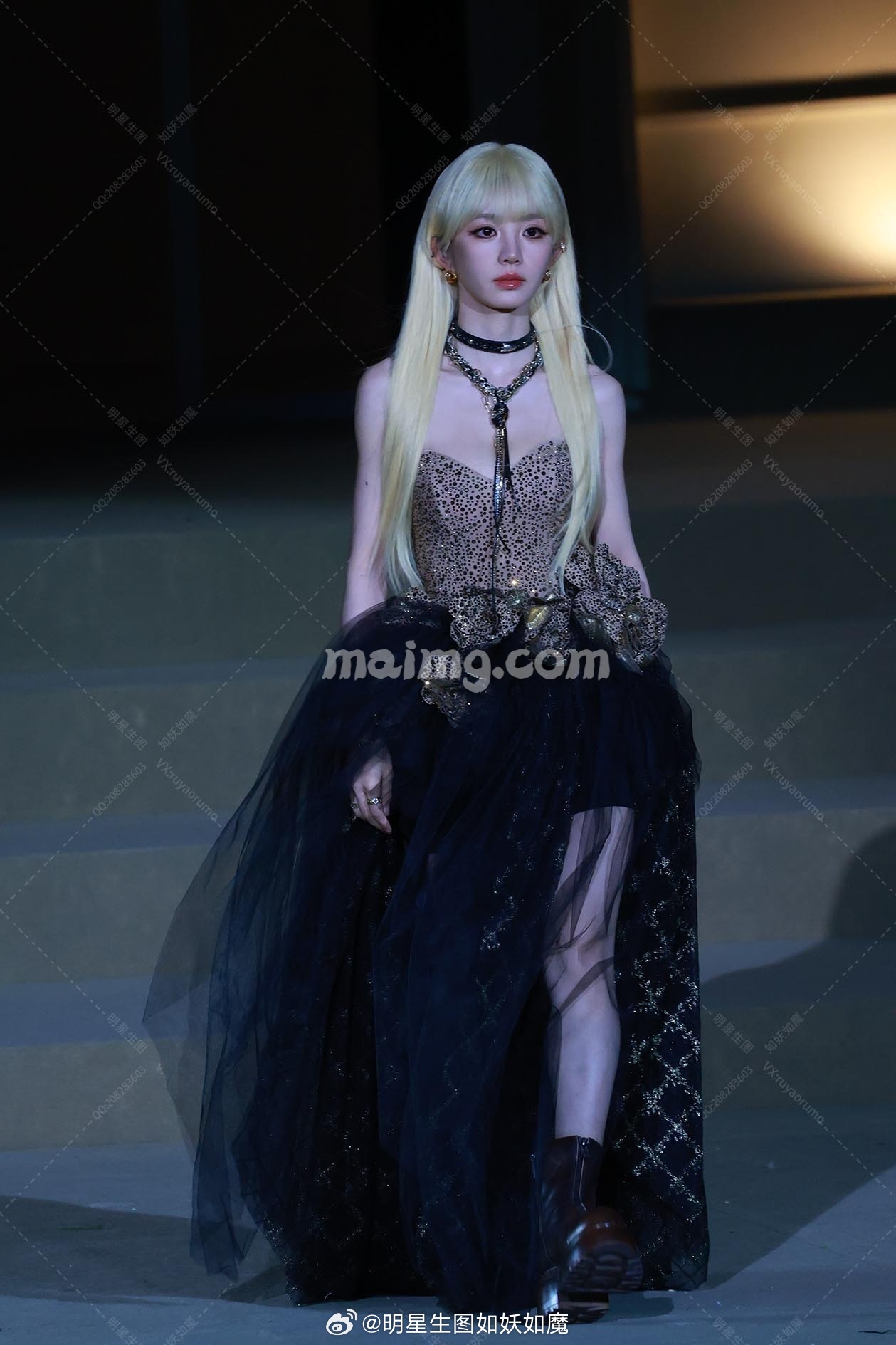 微博:明星生图如妖如魔