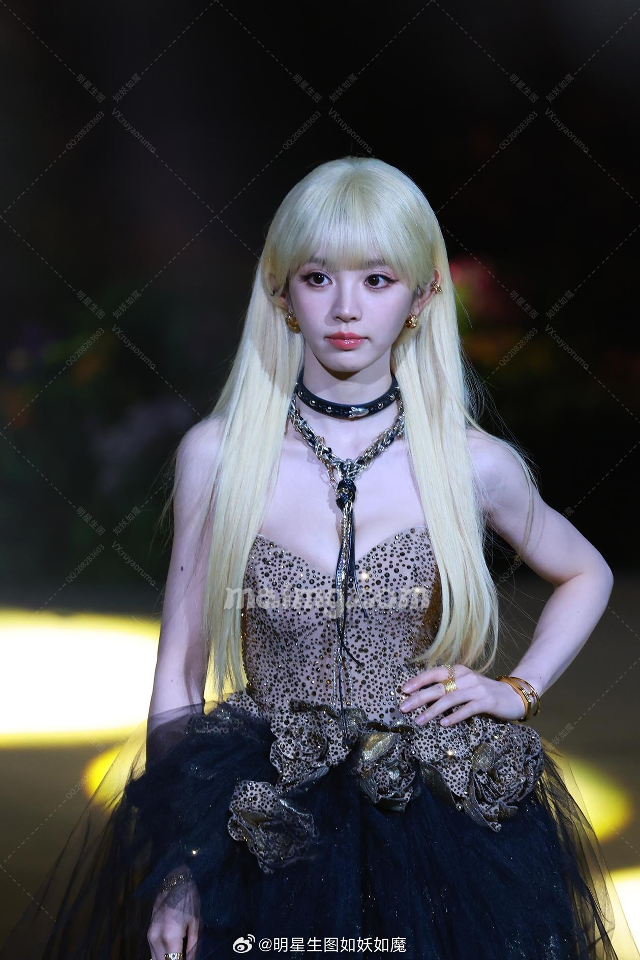 微博:明星生图如妖如魔