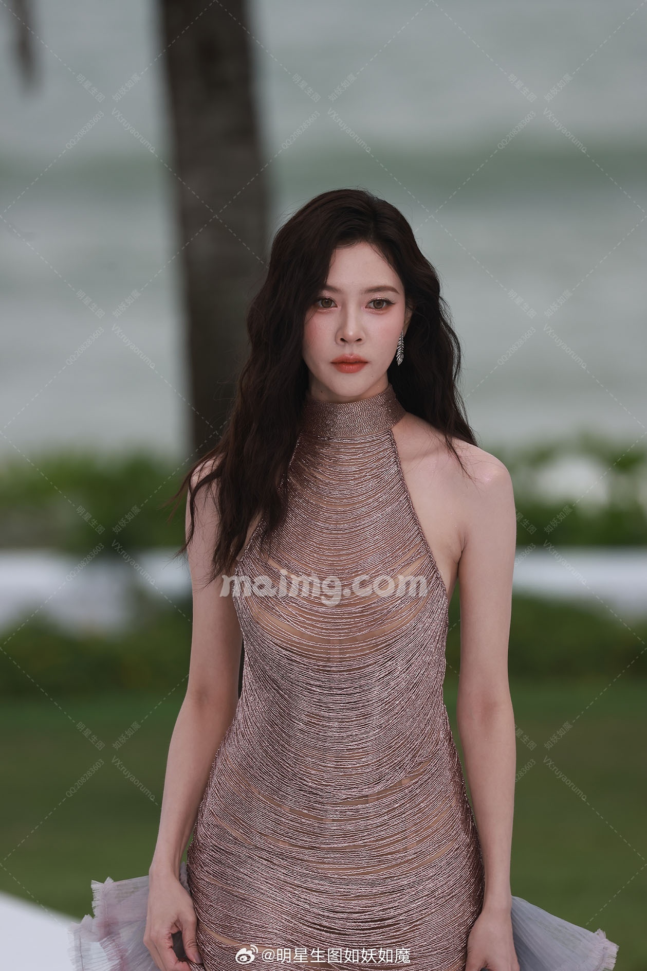 【已出】宋妍霏 elle红毯